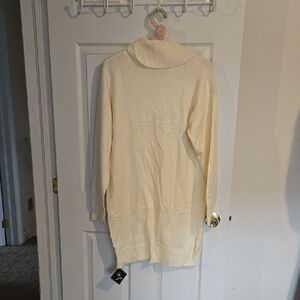 Elegant Cream Turtleneck Sweater
